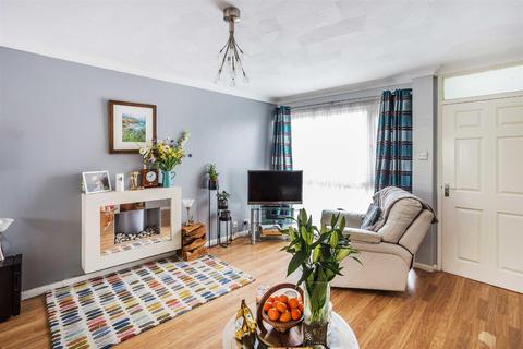 98 Greenacres, Oxted, RH8 0PB