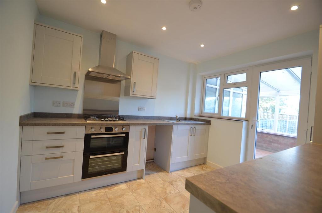 Potton Road, Everton, Sandy 3 bed semidetached bungalow £335,000