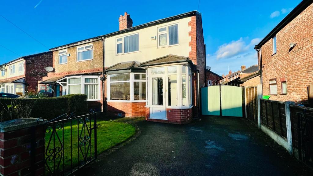 Egerton Road South, Chorlton, Manchester 3 bed semidetached house £435,000