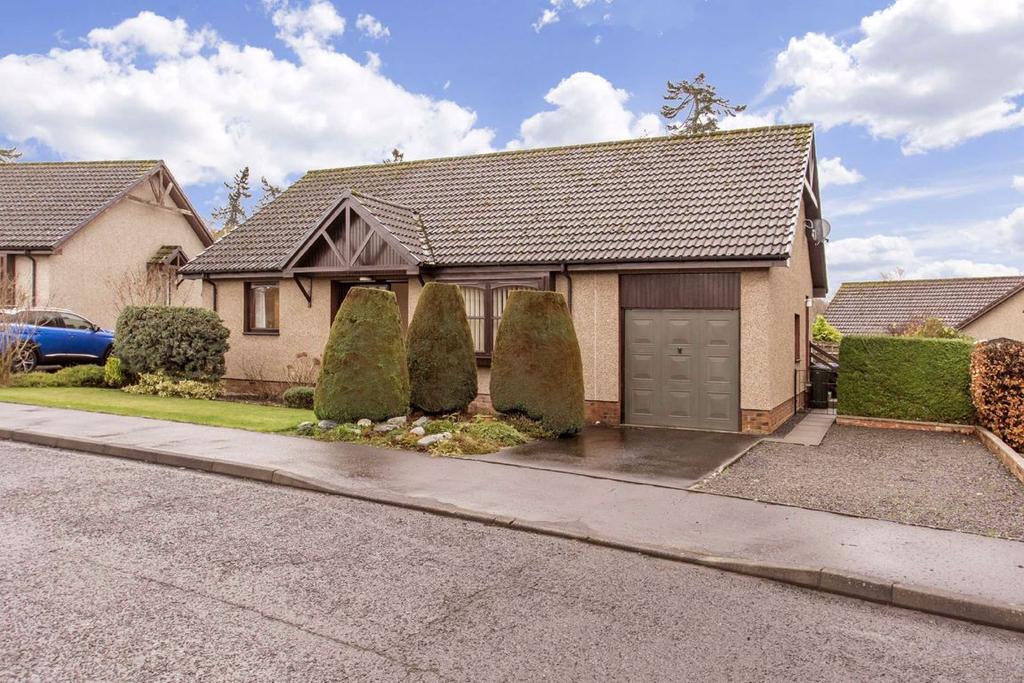 Hatton Road, Luncarty 3 bed bungalow £225,000