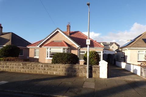44 Burns Drive, Rhyl, LL18 3BW