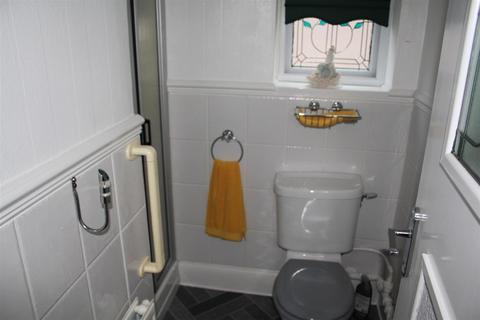 44 Burns Drive, Rhyl, LL18 3BW