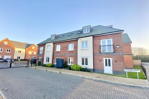 2 bedroom apartment to rent, Danelaw Court, Hinckley LE10