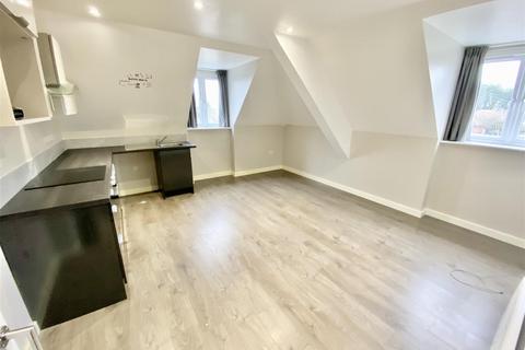 2 bedroom apartment to rent, Danelaw Court, Hinckley LE10