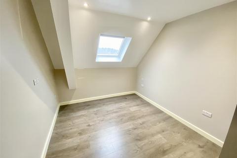 2 bedroom apartment to rent, Danelaw Court, Hinckley LE10
