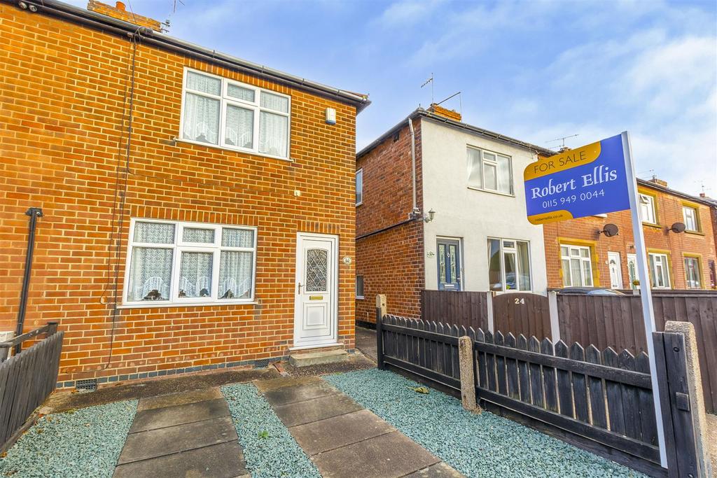 Mill Road, Stapleford, Nottingham 3 bed townhouse £135,000