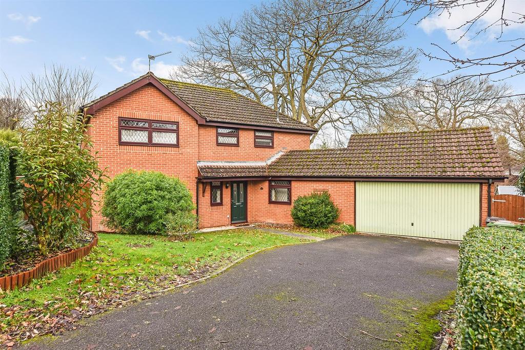 Brook Way, Anna Valley, Andover 4 bed detached house £549,000