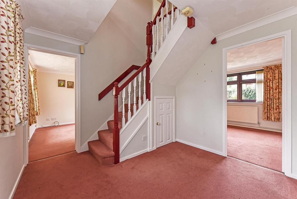 Brook Way, Anna Valley, Andover 4 bed detached house £549,000