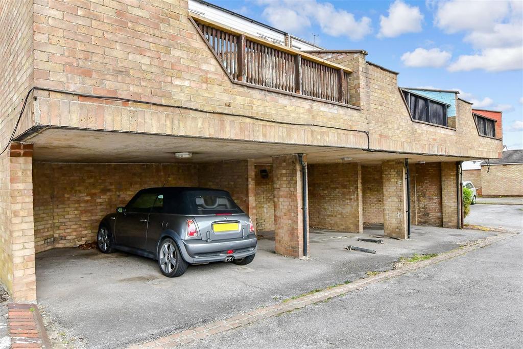 Driveway/Parking
