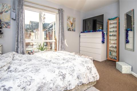 7, Thorn Court Arlingham Avenue, Bromsgrove, B61 8AX