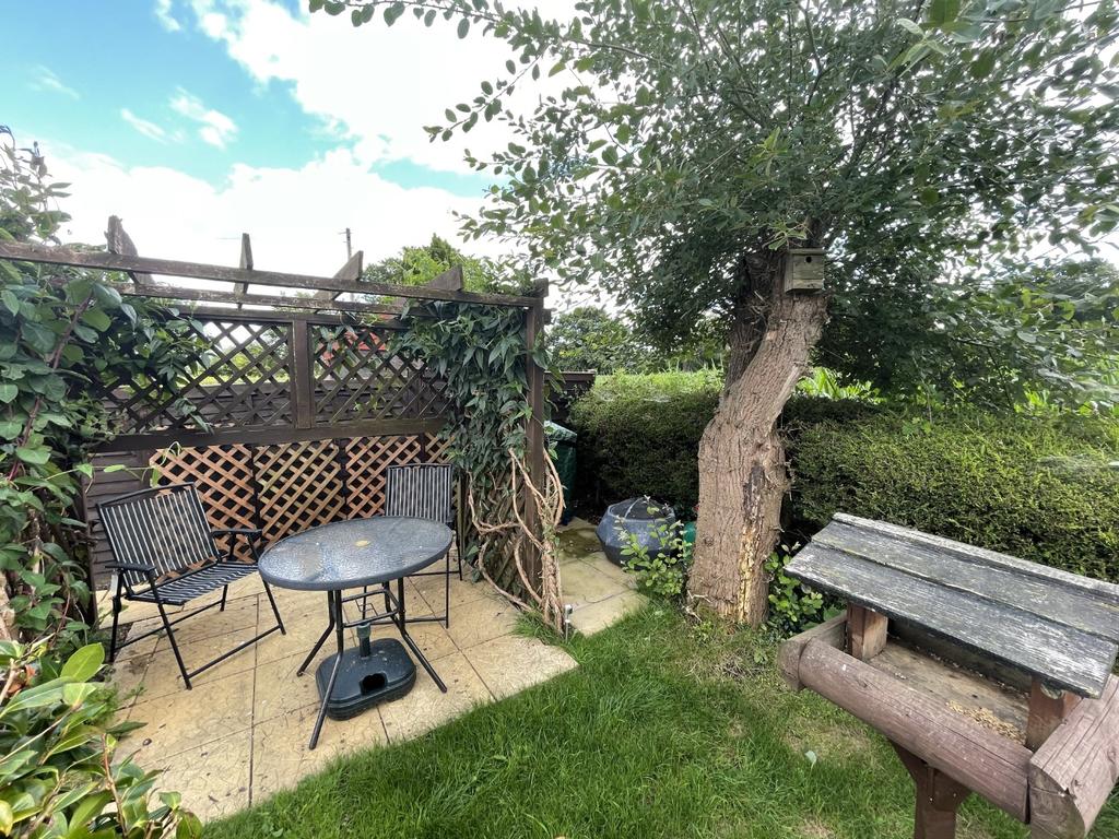 Woodland View, Stratton Strawless 2 bed park home £99,950