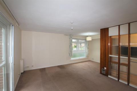 28 Maresfield, Croydon, CR0 5UA