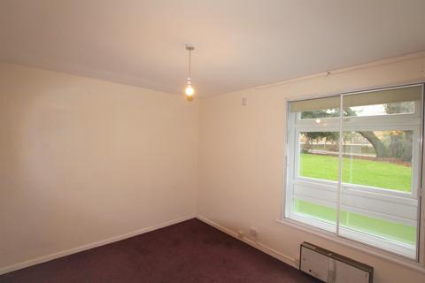 28 Maresfield, Croydon, CR0 5UA