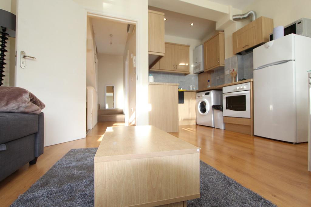 Two Bed Apartment in Angel