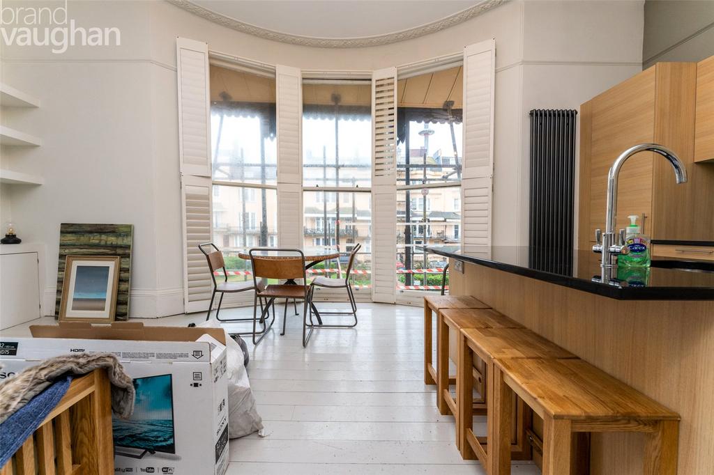 Apartment in Brighton - View 2