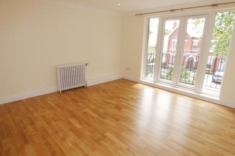 2 bedroom apartment to rent, Broomfield Road, Kew, Richmond TW9