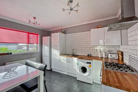 102 Bolgoed Road, Pontarddulais, Swansea, SA4 8JP