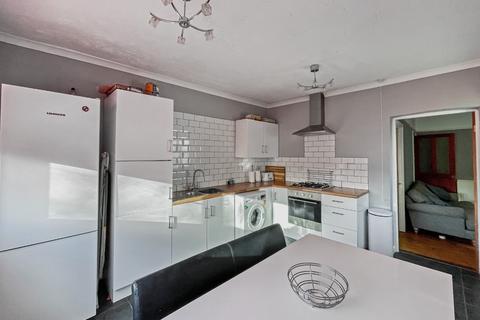 102 Bolgoed Road, Pontarddulais, Swansea, SA4 8JP