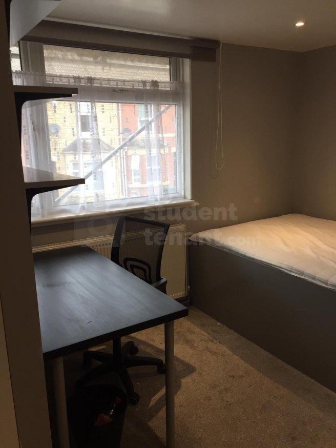 Grafton-street-cv1-2hx-923878