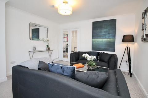8 Beckfield Crescent, Glasgow, G33 1ST