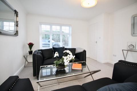 8 Beckfield Crescent, Glasgow, G33 1ST