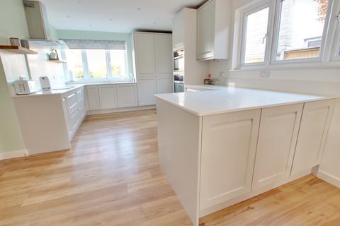 11 Atheling Road, Hythe, Southampton, SO45 6BS