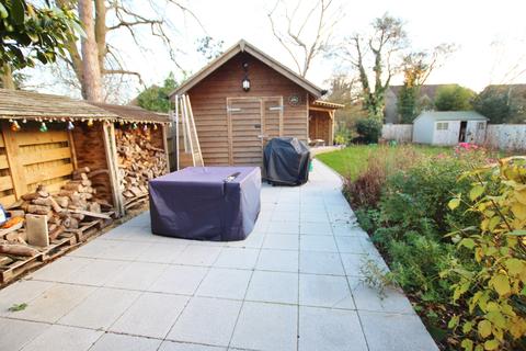 11 Atheling Road, Hythe, Southampton, SO45 6BS