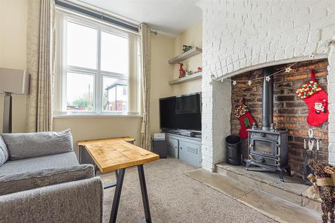 13 Lightburne Avenue, Leigh, WN7 3JG