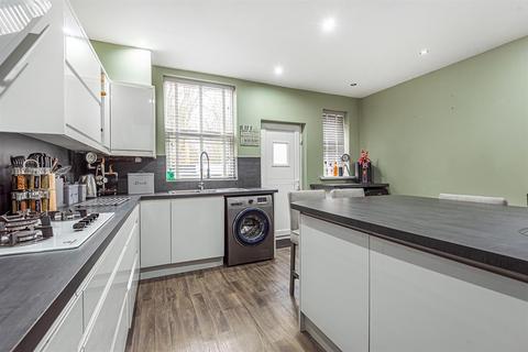 13 Lightburne Avenue, Leigh, WN7 3JG