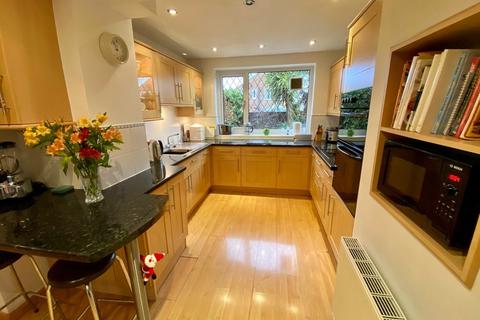 6 Eel Mires Garth, Wetherby, LS22 7TQ