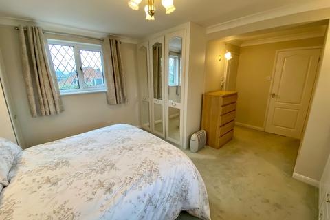 6 Eel Mires Garth, Wetherby, LS22 7TQ