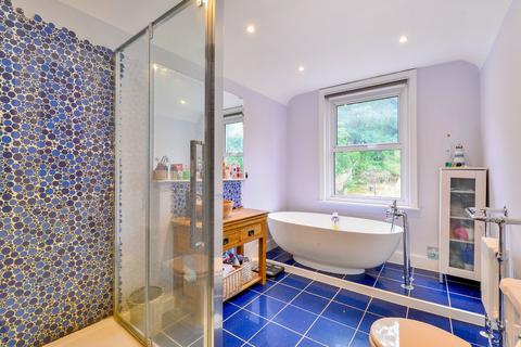 Weybourne, 20 Chalk Road, Godalming, GU7 3AP