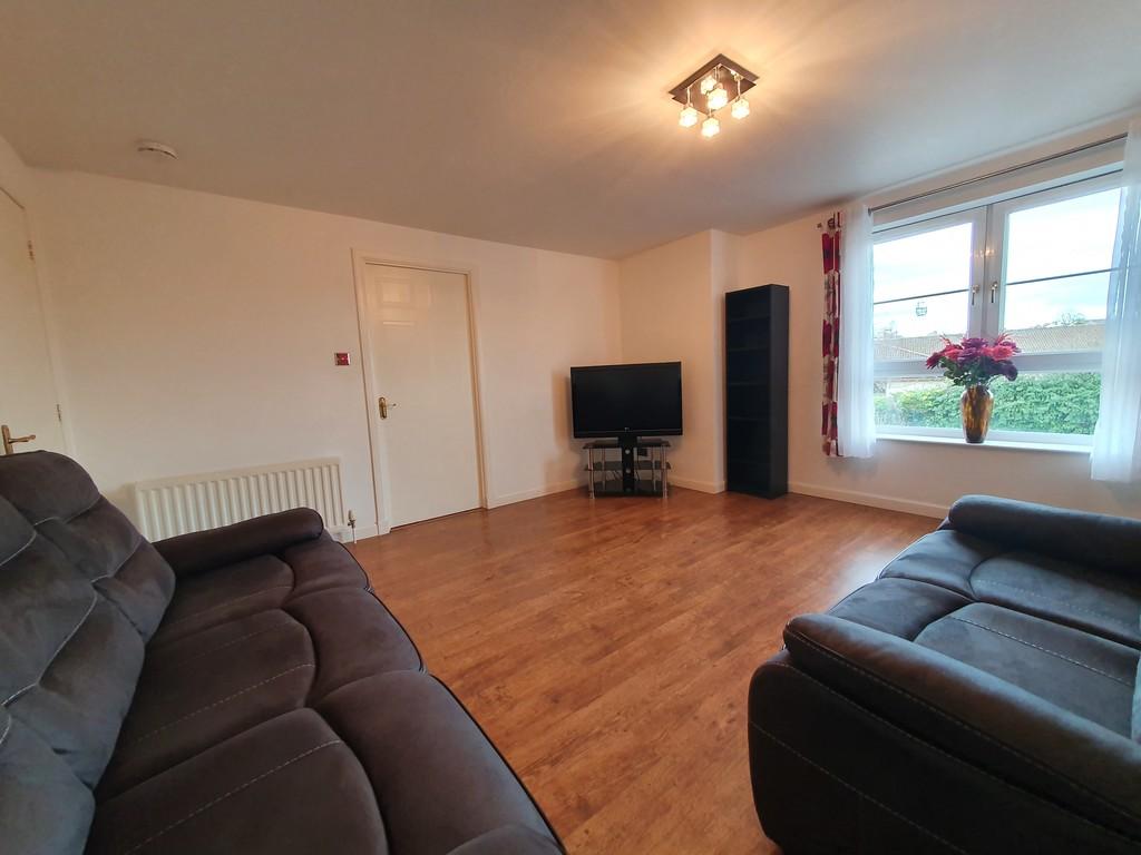 Eday Road, Aberdeen 2 bed flat £625 pcm (£144 pw)