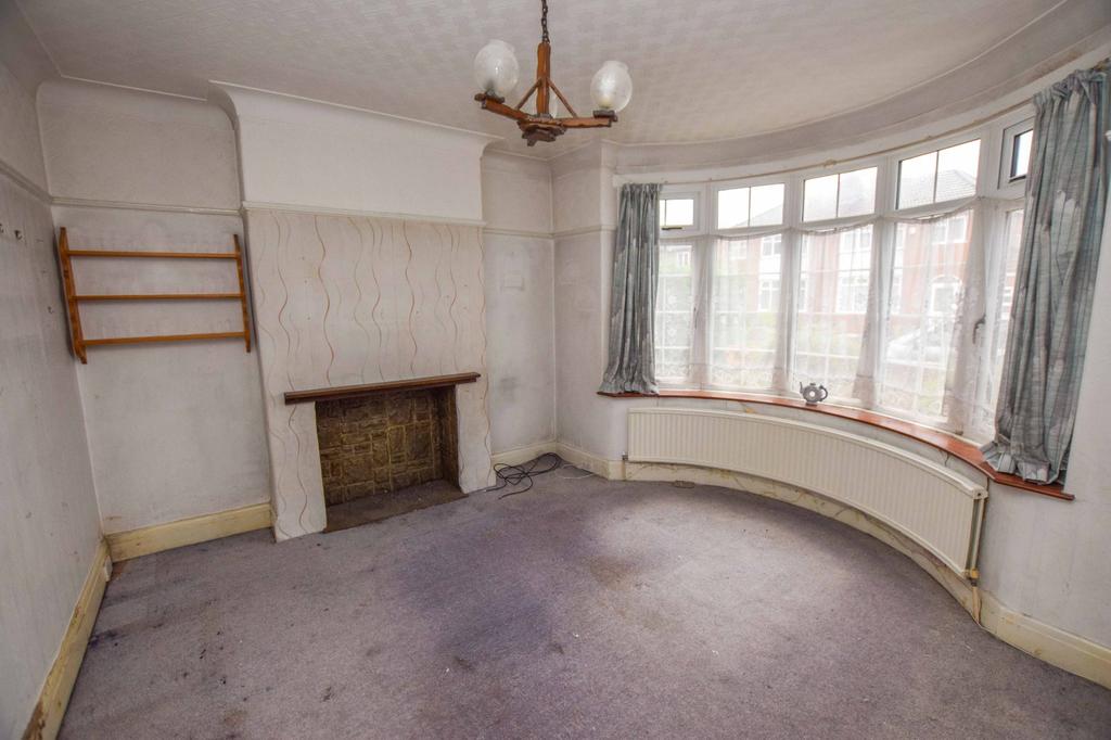 Beeston Avenue, Timperley... 3 bed detached house £495,000