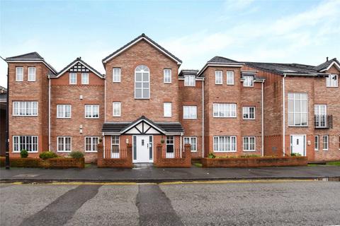 2 bedroom flat to rent - Devonshire Road, Broadheath, Altrincham, Greater Manchester, WA14