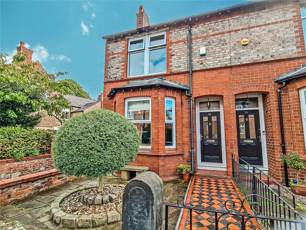 Hawthorn Road, Hale, Cheshire, WA15 3 bed end of terrace house £585,000