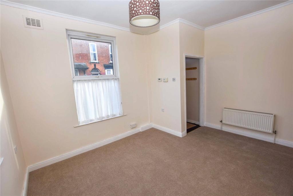 Trafford Grove, Stretford... 2 bed end of terrace house £210,000