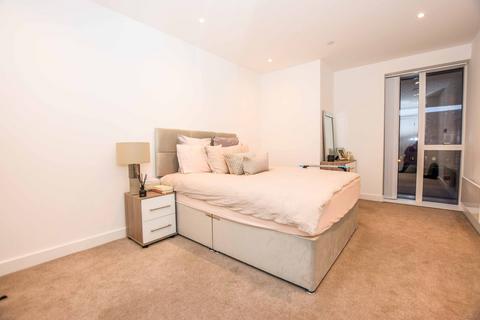 2 bedroom flat to rent, Victoria Residence, 16 Silvercroft Street, Deansgate, Manchester, M15