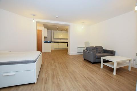 1 bedroom flat to rent, Salford Town Hall (Formally X1), Bexley Square, Salford, M3