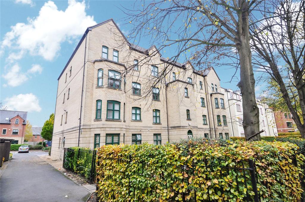 Hadfield Close, Manchester, M14 2 bed apartment £170,000