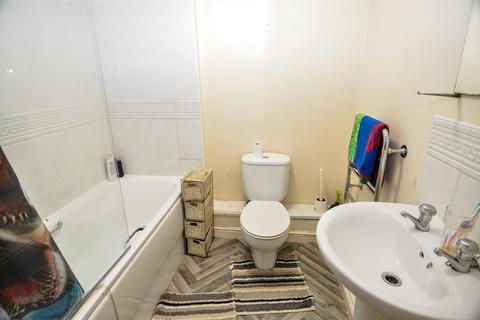 54 Hadfield Close, Rusholme, Manchester, M14 5LY
