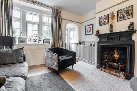 undefined, Surbiton,  Surrey,  KT6