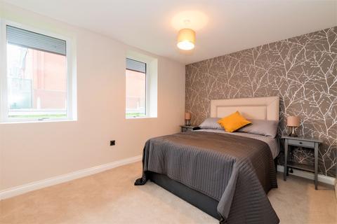 2 bedroom apartment to rent - Brunswick Court, Leeds