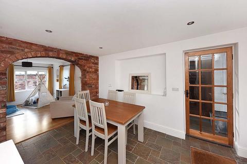 4 bedroom detached house to rent, Twemlow Lane, Cranage