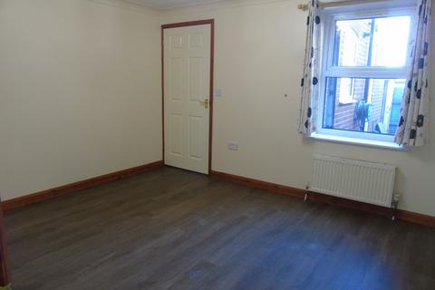 2 bedroom terraced house to rent, Sir Lewis Street, King's Lynn