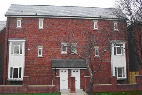 4 bedroom semi-detached house to rent, Bold Street, Hulme, Manchester,M15 5QH