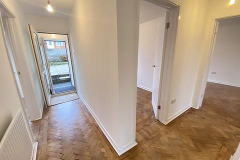 6 Springfield Rise, Barry, CF63 1RE