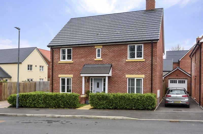 Falcon Road, Charfield, WottonUnderEdge 4 bed detached house £515,000
