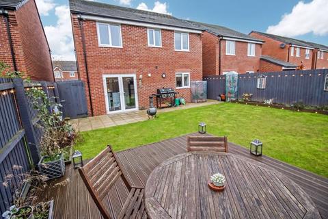 32 Dumers Chase, Radcliffe, Manchester, M26 2TH