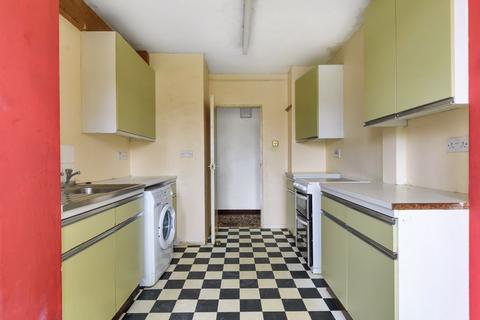 37 Radcliffe Gardens, Carshalton, SM5 4PG